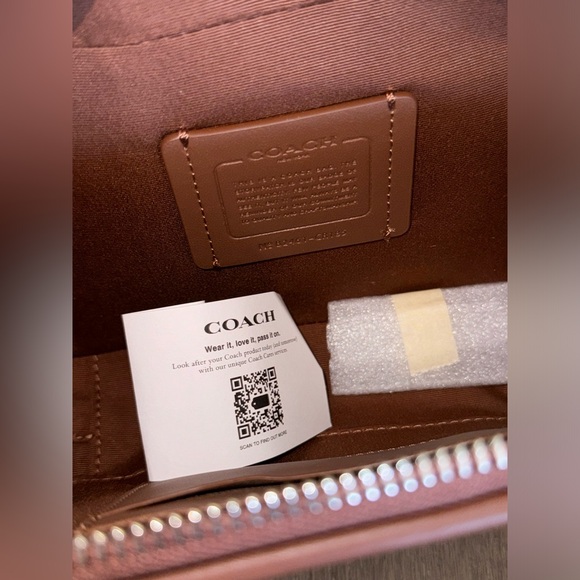 BLACK FRIDAY SALE | Coach Wyatt Belt Bag in Signature Canvas with Banana Print - Picture 9 of 13